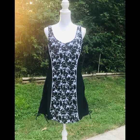 NEW Fashion to Figure Bathing Suit - Picture 1 of 6